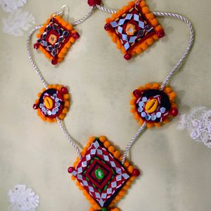 Necklace Set