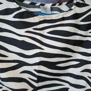 Animal Printed Women Top