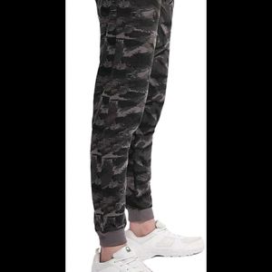 NOBERO Men Abstract Cotton Joggers