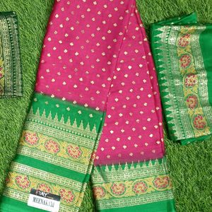 Beautiful Foil Print Saree