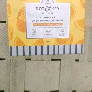 Dot Nd Key Face Moisturizer Brand New No Coin