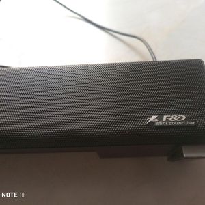 Hardly Used F&D Mini Sound Bar E200 Multimedia