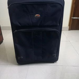 Travel in Style with American Tourister Big Trolle