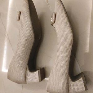 Kins Brand Offwhite Block Heels