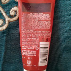 Lakme Strawberry 🍓 Face Wash Branded