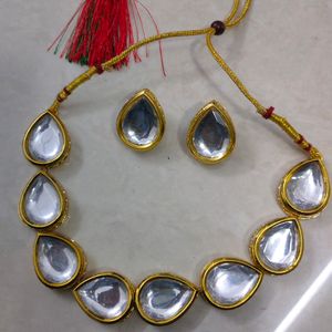 Kundan Choker Set