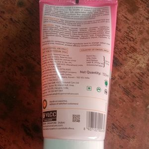 Vlcc Natural Science Face Wash