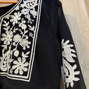 TRENDY BLACK AND WHITE TRANSLUCENT KURTA