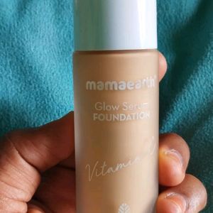 Mama Earth Glow Serum Foundation Vitamin C