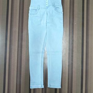 Y-46 Size 28 Slim Fit Women Denim Jeans