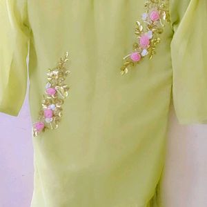 Beautiful Kurti😍✨