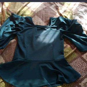 Women Square Neck Puff Sleeve Top