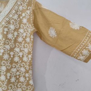 Chikankari Kurta In Cream And White