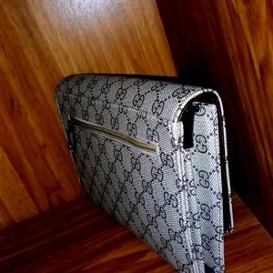 GUCCI First Copy Hand Bag