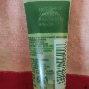 Simple Face Wash Sample