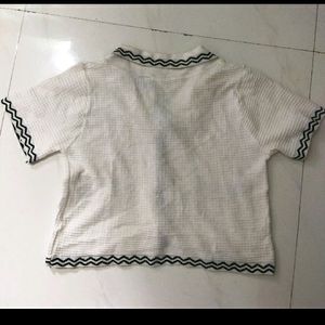 crop shirt