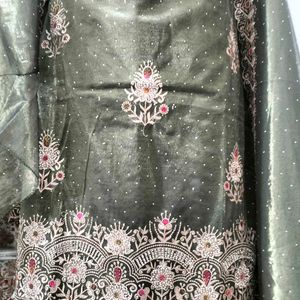 New Standard Pakistani Poshaq Dresses Beautiful Dr