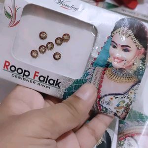 Random Bindi Sent To You With Freebies