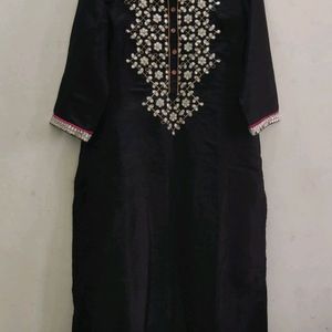 Beautiful Black Kurta (Women)