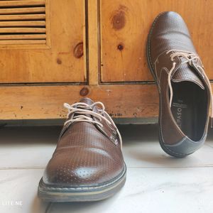 Men Brown Derby Shoes