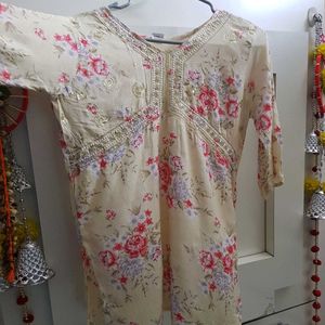 Short Kurti