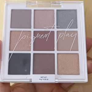 Pigment Play Eyeshadow Palette