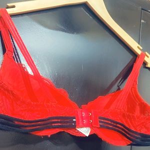 Red 🔴Beautiful Bra For Girl & Woman 36 Bust