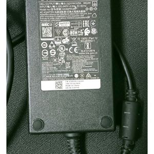 DELL LAPTOP CHARGER NEW AND ORIGINAL 180