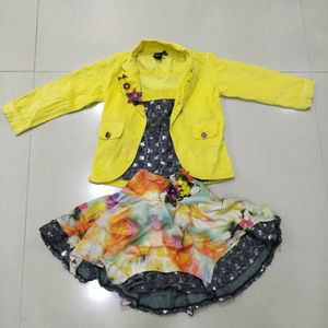 Set Of Skirt And Top Yellow Greay Colour 💛