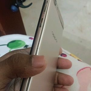 oppo F1s