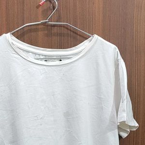 Basic White T-shirt