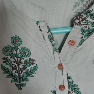 Green Printed Straight Kurta