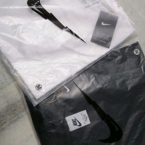 Size M 2 Tshirts