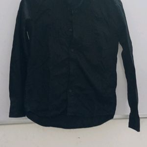 (Like New) Boy Shirt  For 6 to 8year