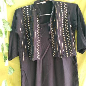 Black Cotton Kurti With Attached Jacket.