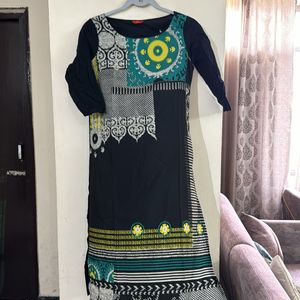 W Black Kurti