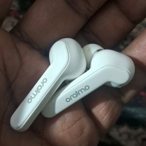 ARAIMO EARBUDS.