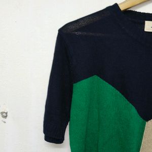 Trendy New Black And Green Top For Women