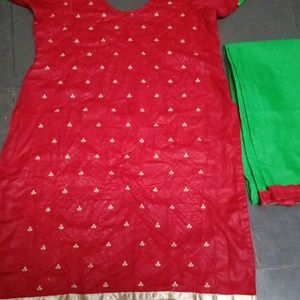 Red Green Kurta Set