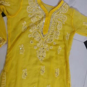 Lukhnowi Kurti