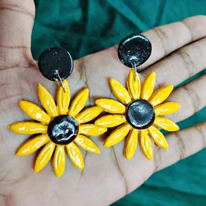 Clay Flower Earring No 9