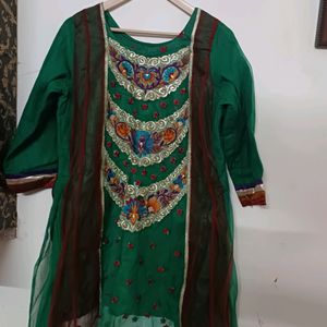 Beautiful Embroidered Kurti