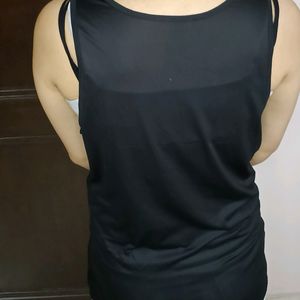 Uniqlo Airism Women Black Comfortable Tank Top