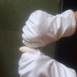 White Cotton Hand Gloves