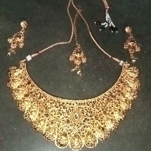 Necklace Set