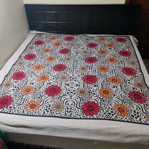 Floral Printed Bedsheet With Pillow Covers