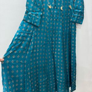 Women Kiaasa Kurta