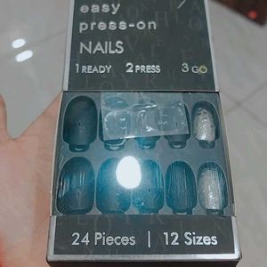 EASY PRESS ON NAILS 199