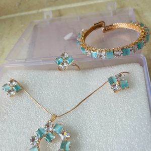 Jewellery Set