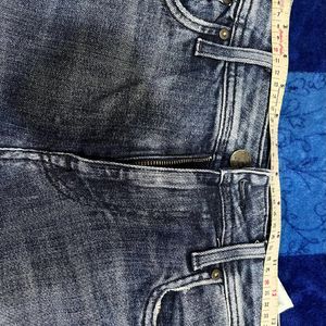 Mens Jeans (Length-39)